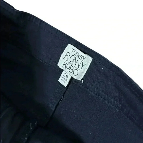 Torn Ronny Kobo Chic Black Button-Detail Jeans - Picture 4 of 6